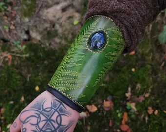 Ferns leather cuff bracelet, green leather arm barrel, ferns green leather cuff