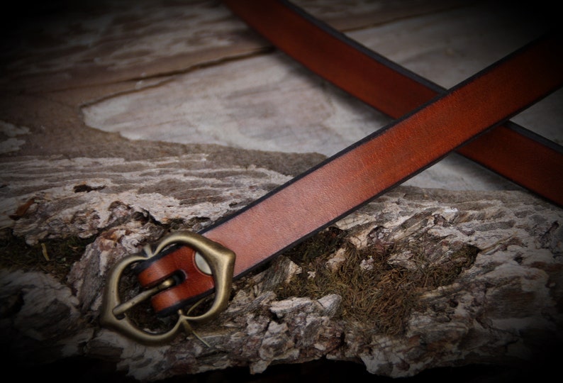 Ceinture sur mesure fine en cuir couleur unie Marron Boisé