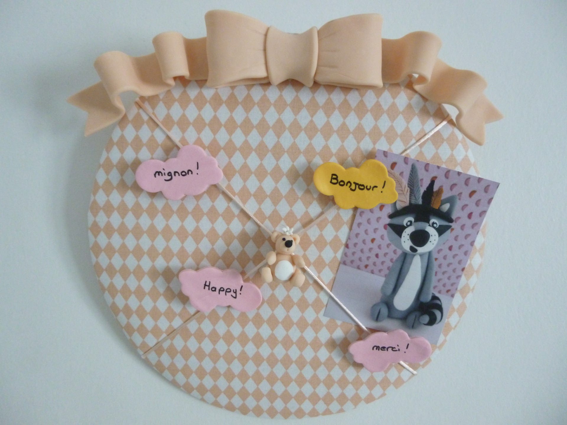 Pêle-Mêle Rond avec Un Noeud de Couleur Pêche