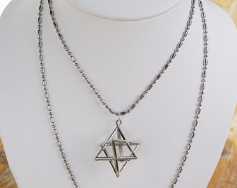 Merkaba 3D Symbol Anhänger mit 60 cm silberner Halskette. Spiritualität