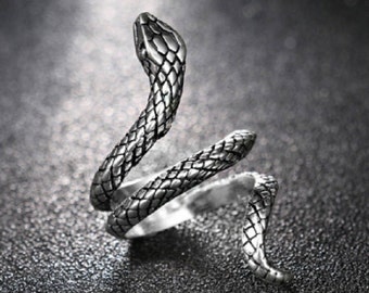 Serpent Slither Ring