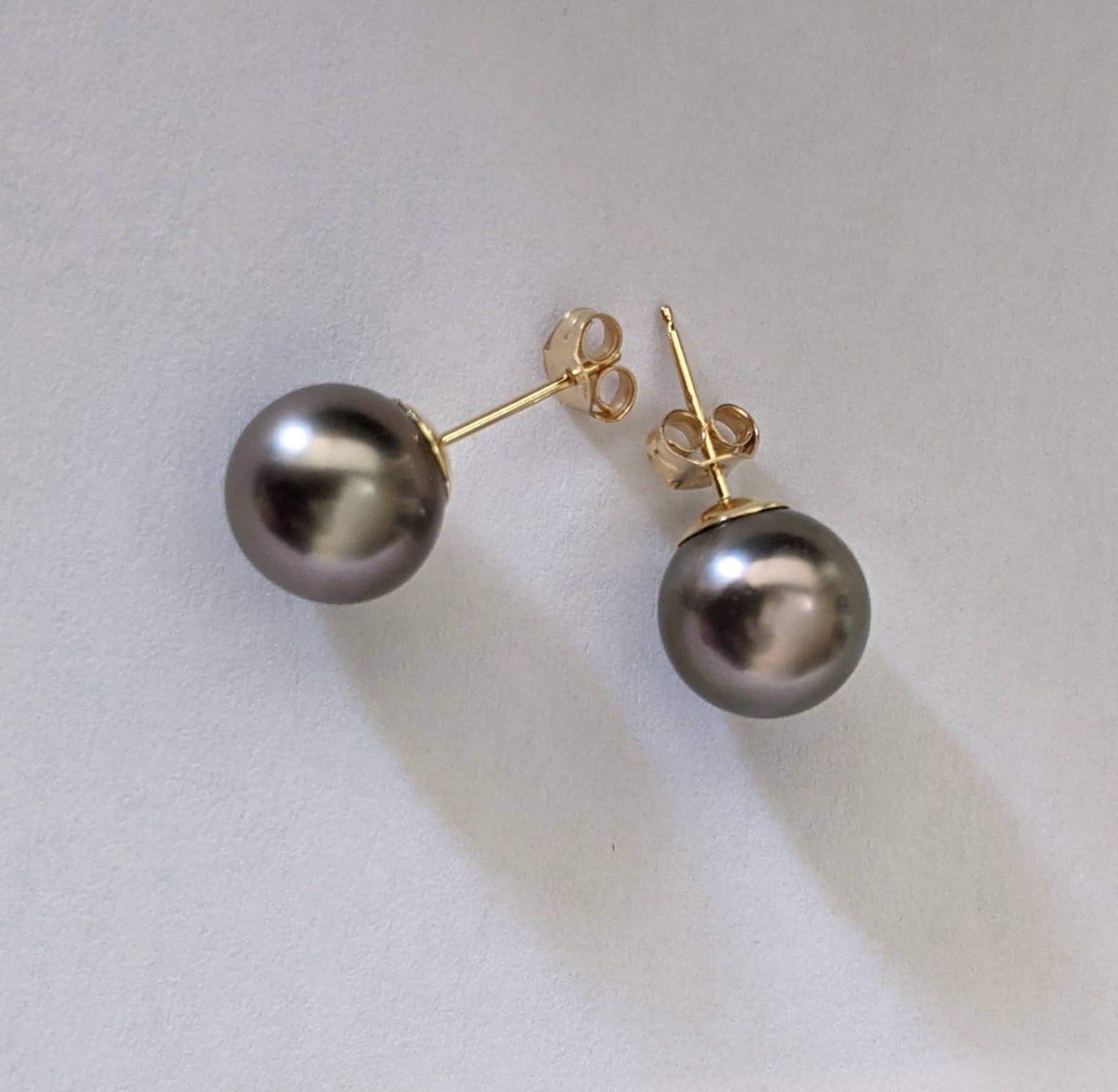 Tahiti pearl yellow gold earrings. Etsy