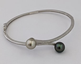 Bracelet en argent et 2 perles de Tahiti Ronde