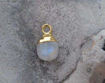 Round drop shape pendant real moonstone 22 k gold plated