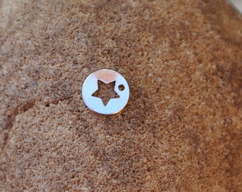 Pendentif, Pampille, étoile minimaliste / cercle étoile évidée / 10 mm / argent 925 / BOHO mode