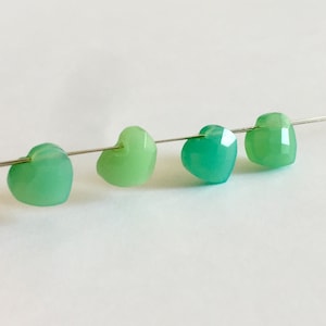 Cœur gemme calcédoine verte 7mm facettes &quot;AA&quot;