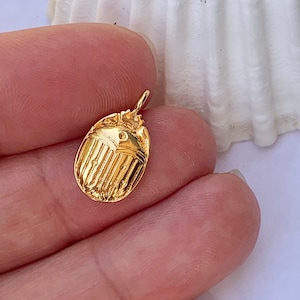 Scarab 17.5x10mm gold plated, 24 carat gold plated domed scarab pendant