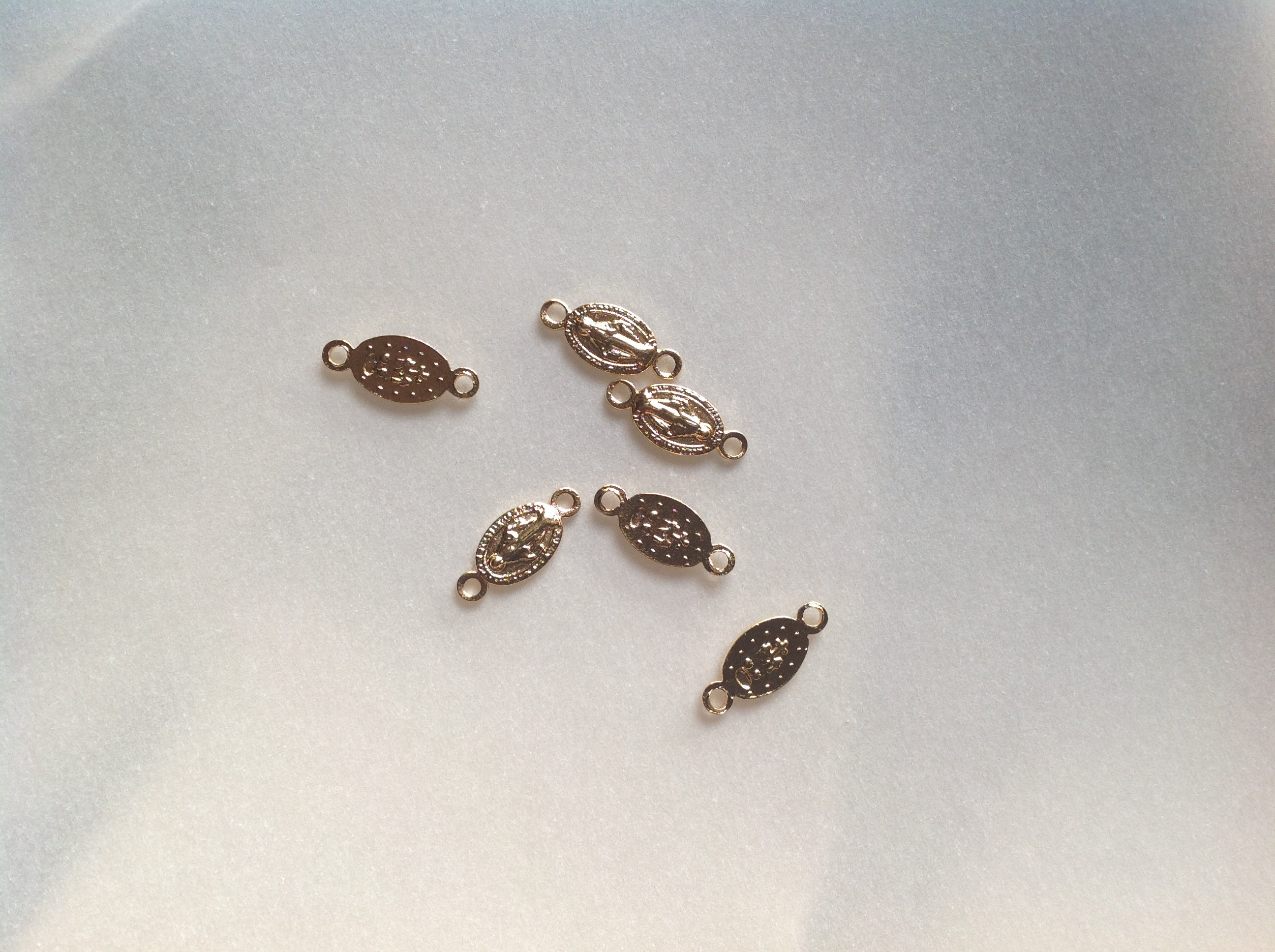 2 Connectors 8mm Virgin, Madonna in 24k gold plated, for rosaries, rosaries, jewelry creations