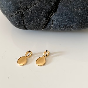 1 Mini 4mm gold plated disc tassel, gold ring spacer between beads