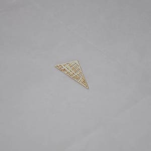 PENDENTIF TRIANGLE Plaqué OR filigrane 11x25 mm image 4