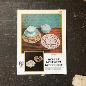 Vintage Crochet Small Mat and Doily Patterns by Twilleys design no. 6207 - 1970s