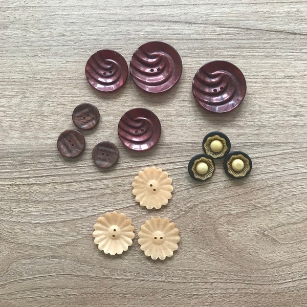 Vintage Miscellaneous Celluloid Beige and Brown Plastic Buttons - 1930/40s