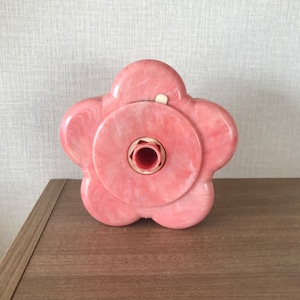 Vintage Plastic Sewing Thread Spool/Reel Holder with 5 Vintage Spools of Thread
