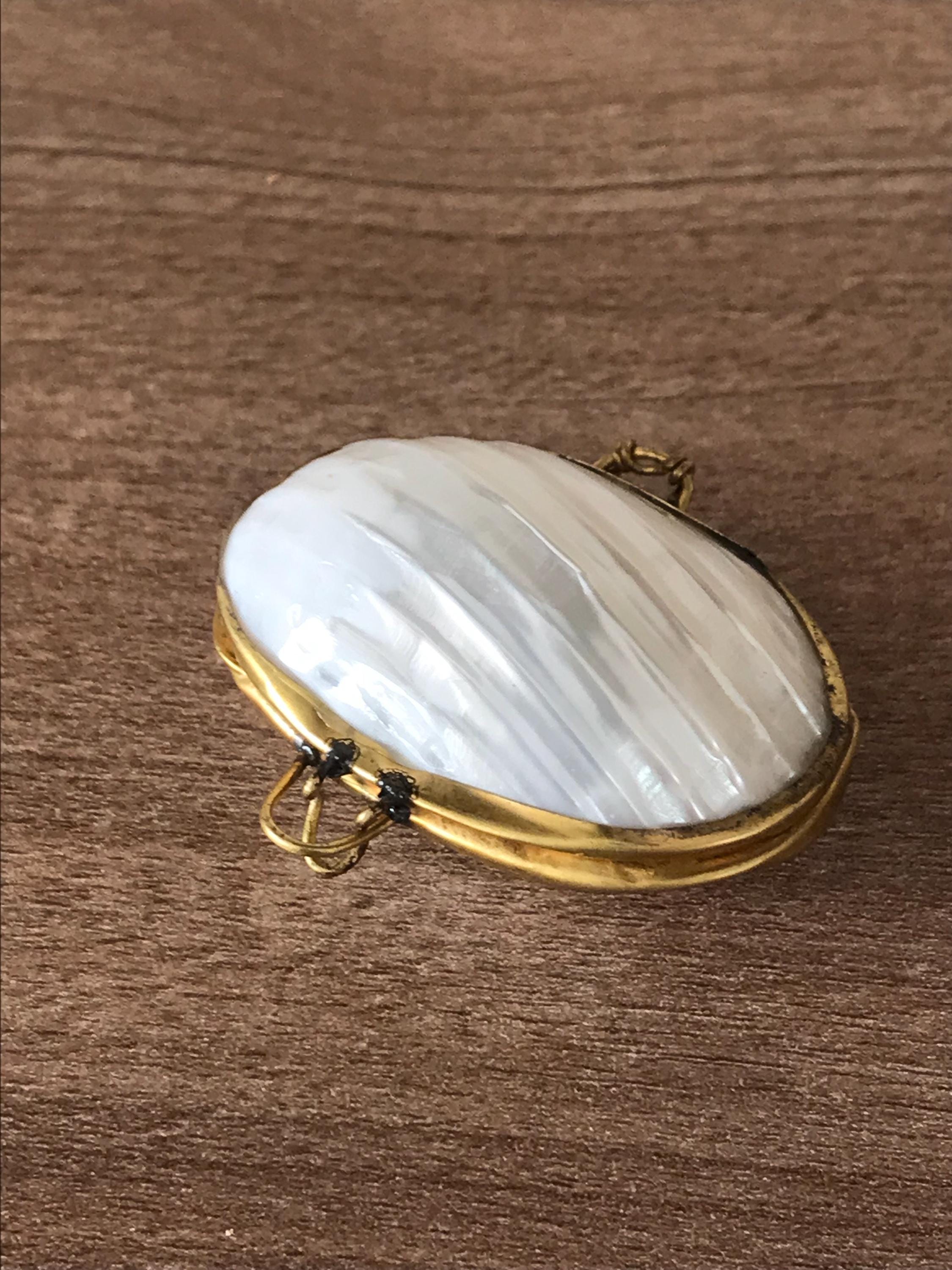 Vintage Brass Bound Mother of Pearl Shell Thimble Holder With an