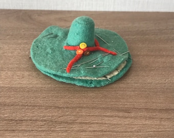Vintage Handmade Felt Hat Needle Book and Thimble Holder - Mid Century