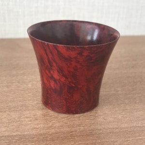 Vintage Brown Mottled Bakelite Dice Shaker - 1930/40s