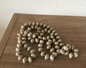 Vintage Beige/Putty Plastic Bead Necklace - 1980s