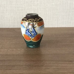 Miniature Vintage Japanese Satsuma Moriage Vase - 1950s