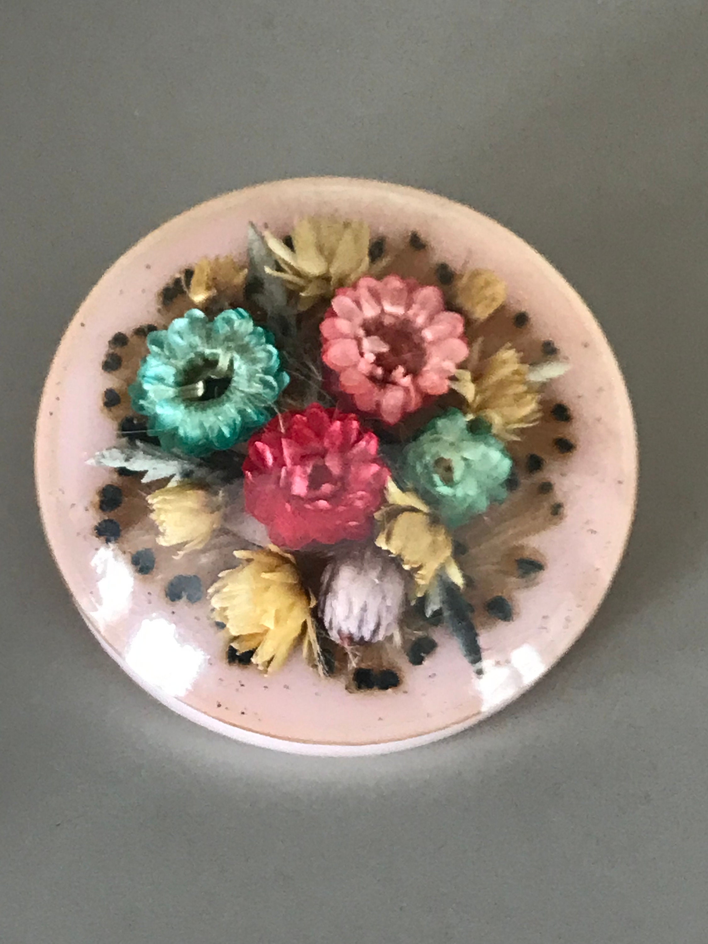 Broche Vintage Boche Années 1950 En Lucite Avec Motifs Fleurs - Bijou Rétro