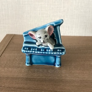 ヴィンテージ キッチュ セラミック マウス ピアノ つまようじ/マッチ ホルダー オーナメント - 1970 年代