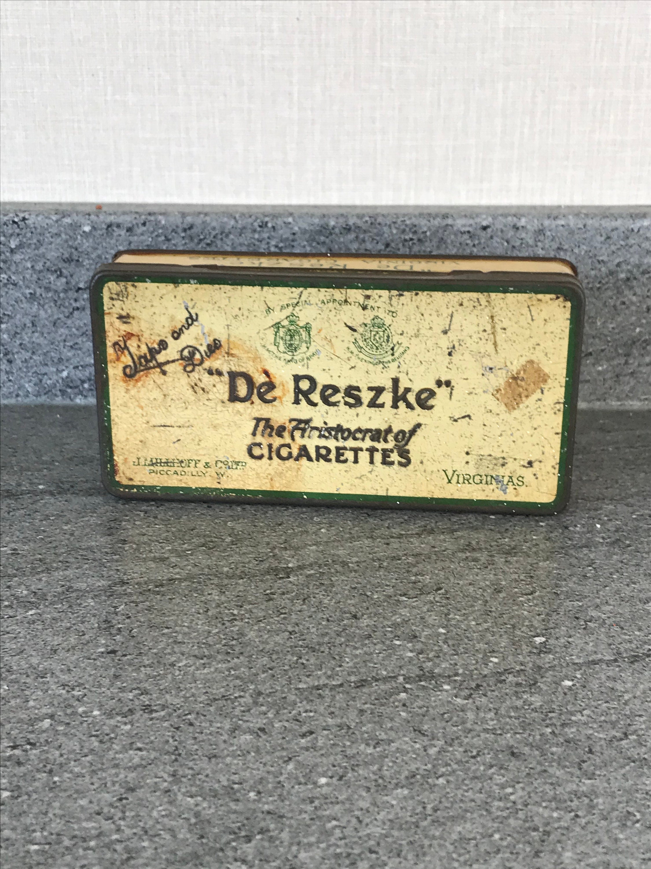 Vintage Hinged Lid De Reszke Cigarette Tin - 1930s