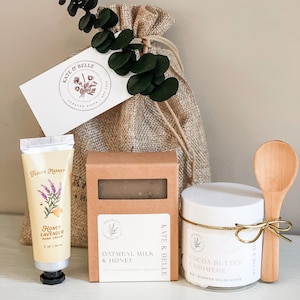 Mini Spa Gift Set: Cocoa Butter Sugar Scrub, Oatmeal Soap, Lavender Lotion