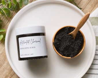 All Natural EXFOLIATING SCRUB 4oz • Activated Charcoal • No Fragrance • Draws out Dirt and Oil • Antibacterial • Natural Exfoliant