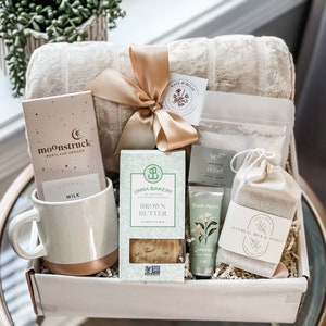Spa Gift Box, Relaxation Gift,  New Mom Gift Box, You Got This Gift, Hug In A Box, Mindfulness Gift, Cozy Care Package, Blanket Gift Box,