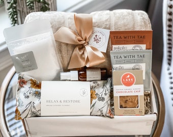 Mothers Day Gift, Gift Box for Women with Blanket, Mothers Day Gift Basket, Gift For Her, Care Package, Friend, Mom, Coworker, Wife,