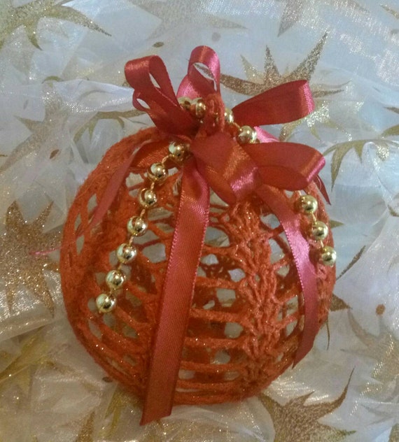 Décoration De Noël Grosse Boule En Coton Rouge Ruban De Satin Et Perles Dorées