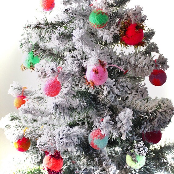 Pom pom tinsel christmas tree Clearance
