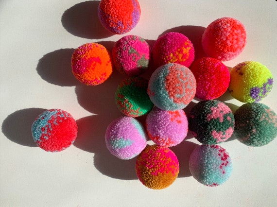 Handmade Wool 5 x 85 mm Pom Poms Bespoke Mixed Yarn Loose Pom Poms Wool Pom Pom Balls Custom Made Craft Pom Poms