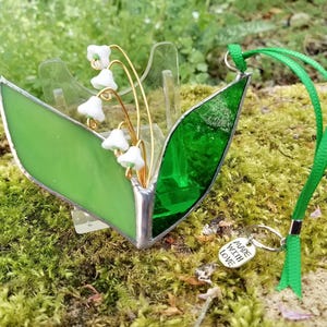 Vitrail attrape-soleil muguet