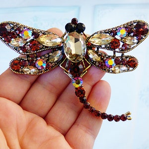 Große rote Libelle mit Steinen Magnetischer Nadelmagnet Magnetischer Nähwecker Nähen Accessoire Quilten Nadelspitze Kreuzstichsticker