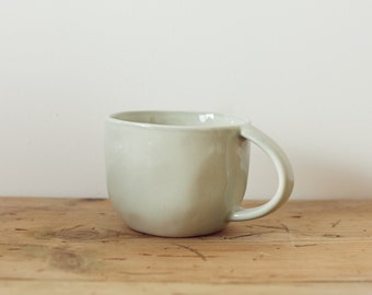 Taza en Seaglass - taza de cerámica - taza azul hecha a mano - taza de cerámica - gres - taza azul - taza de té - taza de café - taza verde