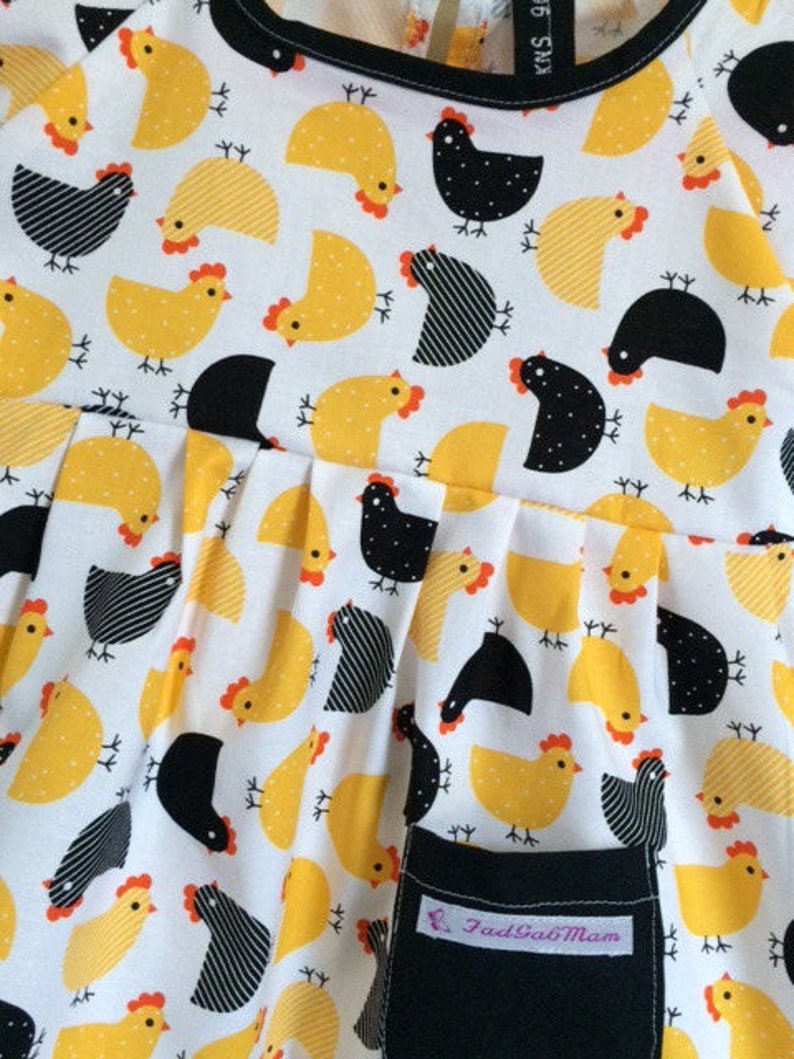 Jolie Robe motifs Poules jaune, noire et blanche, 90 cm image 3