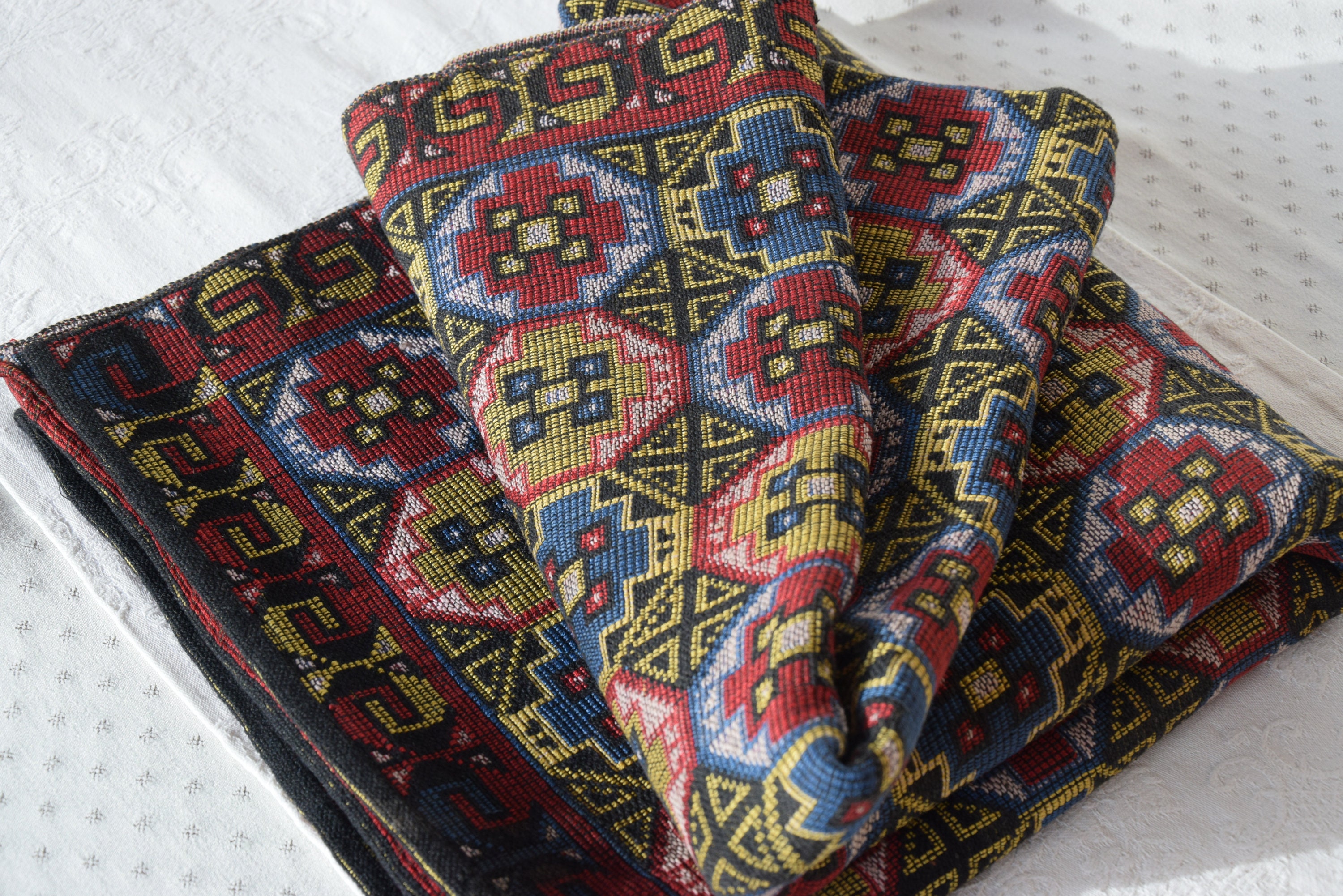 Antique Rug Carpet Vintage Handmade Woven Rug Vintage Tablecloth ...