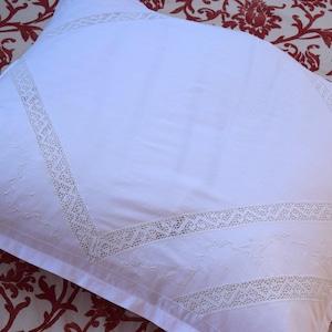 Linen Pillowcase Pillow Sham Antique Vintage Bedding cushion cover Pillow Case White Lace HandMade C. 1930 Home Decor Romantic