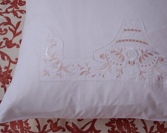 Pair Rustic Pillowcase Antique Linen Handmade Openwork Madeira Embroidery Pattern Bedding Pillow Sham Home Decor Old French Romantic