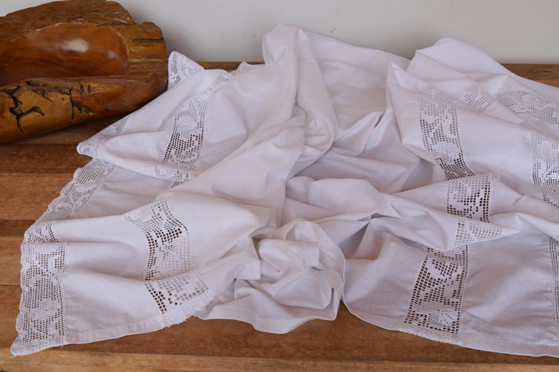 1920 French Linen Sheet Flower Patterns Handmade Organic Linen Upholstery Fabric Beautiful Lace Home Decor Antique C