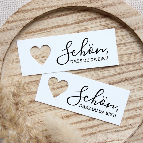 10 Stk. Tischkarten für Hochzeit | Namenskärtchen, Platzkarten mit gestanztem Herz als Geschenkanhänger, schön dass du da bist