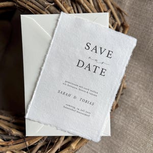 Save the Date Karten | aus Büttenpapier mit Kalligrafie Schrift und Umschlag schwarze Schrift, edle Optik, Hochzeitspapeterie