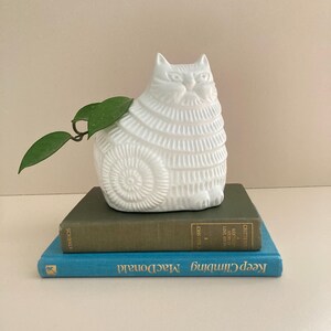 Vintage Ceramic White Fat Cat Planter | Whimsical Kitty | Department 56 Collectible