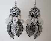 prints and black and white flower pattern cabochon earrings