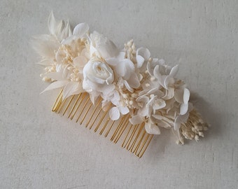 Peigne à cheveux Julia, en hortensia blanc et broom bloom stabilisées. Un accessoire pour vôtre coiffure de mariage, EVJF, anniversaire,