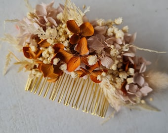 Peigne à cheveux Dolce Vitta, en hortensia et broom bloom stabilisées. Un accessoire pour vôtre coiffure de mariage, EVJF, anniversaire,
