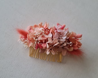 Peineta Véra, en flor de hortensia y retama estabilizada. Un accesorio para tu peinado de boda, despedida de soltera, cumpleaños,