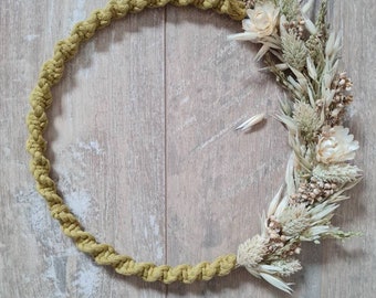 Circle dried flowers, flower crown