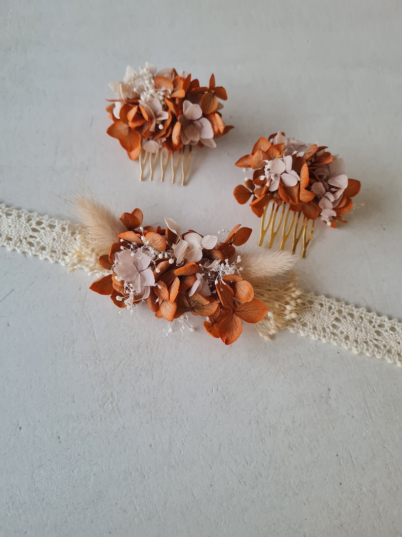 Mélodie hair comb, in stabilized hydrangea and broom bloom. An accessory for your wedding hairstyle, bachelorette party, birthday, image 8