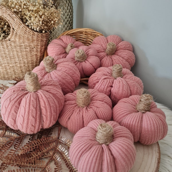 Citrouille, citrouille en tissus, citrouille rose. Une décoration idéale pour l'automne, décoration halloween, déco intérieure